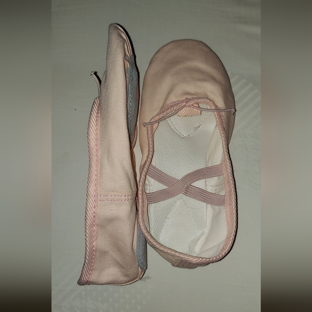 Ballet Slipper-Slippers in Light Pink (Medium)